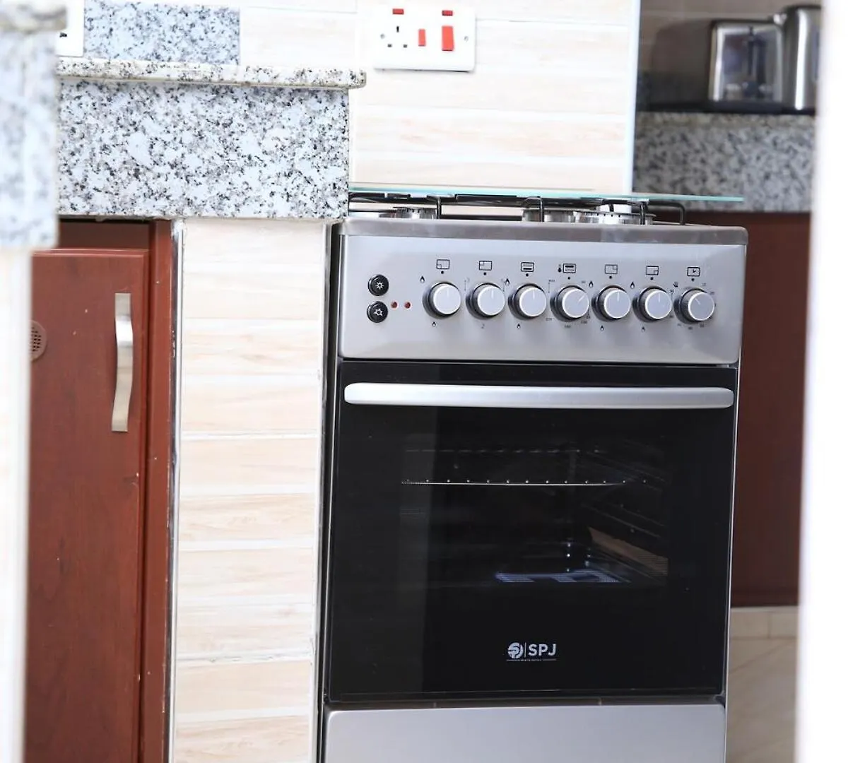 Buwate Hill View Luxury Suites Kampala